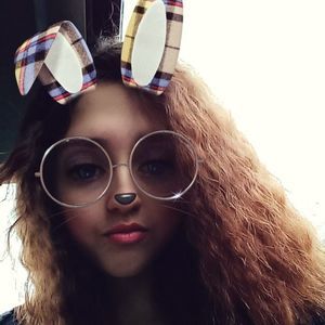 Meet your Posher, Alyssa